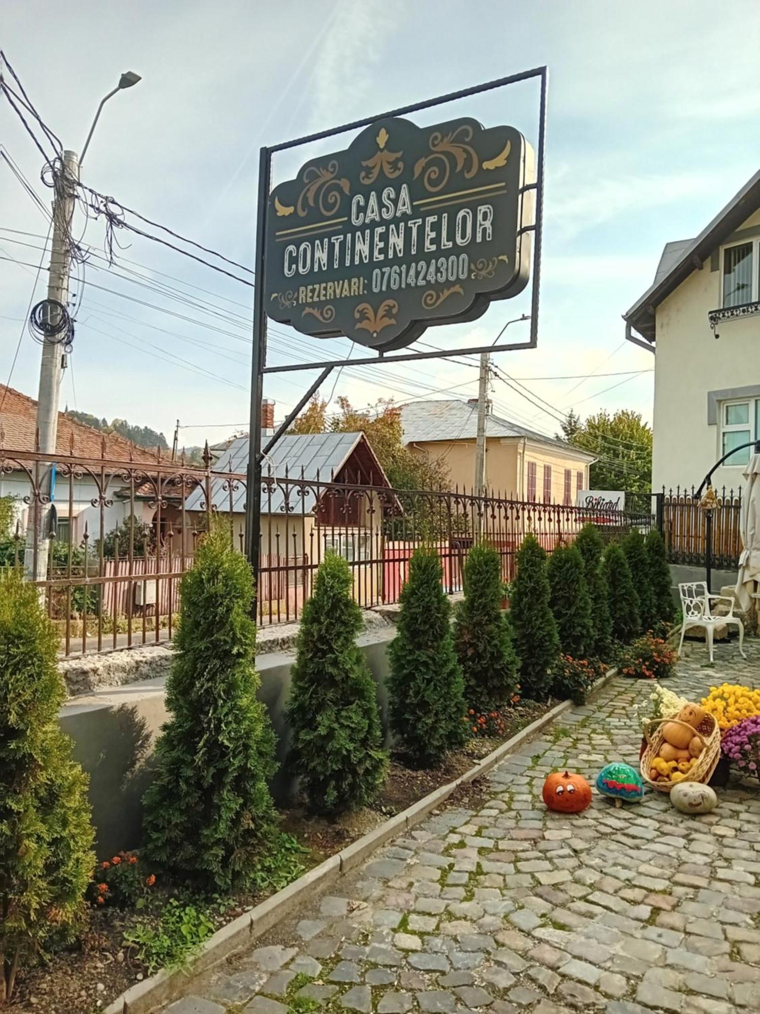 Hotel Casa Continentelor Cîmpulung Esterno foto